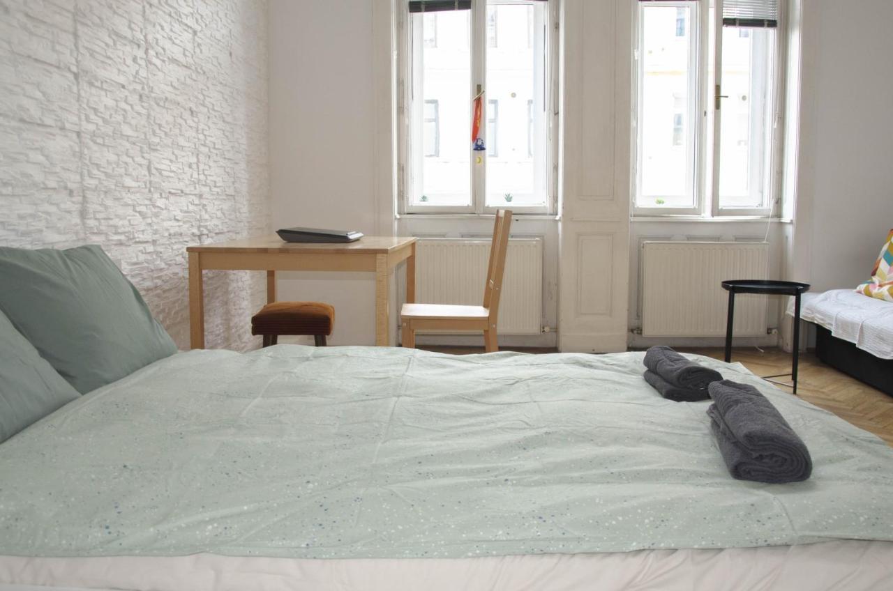 Wonderful Two Bedroom Apartment فيينا المظهر الخارجي الصورة