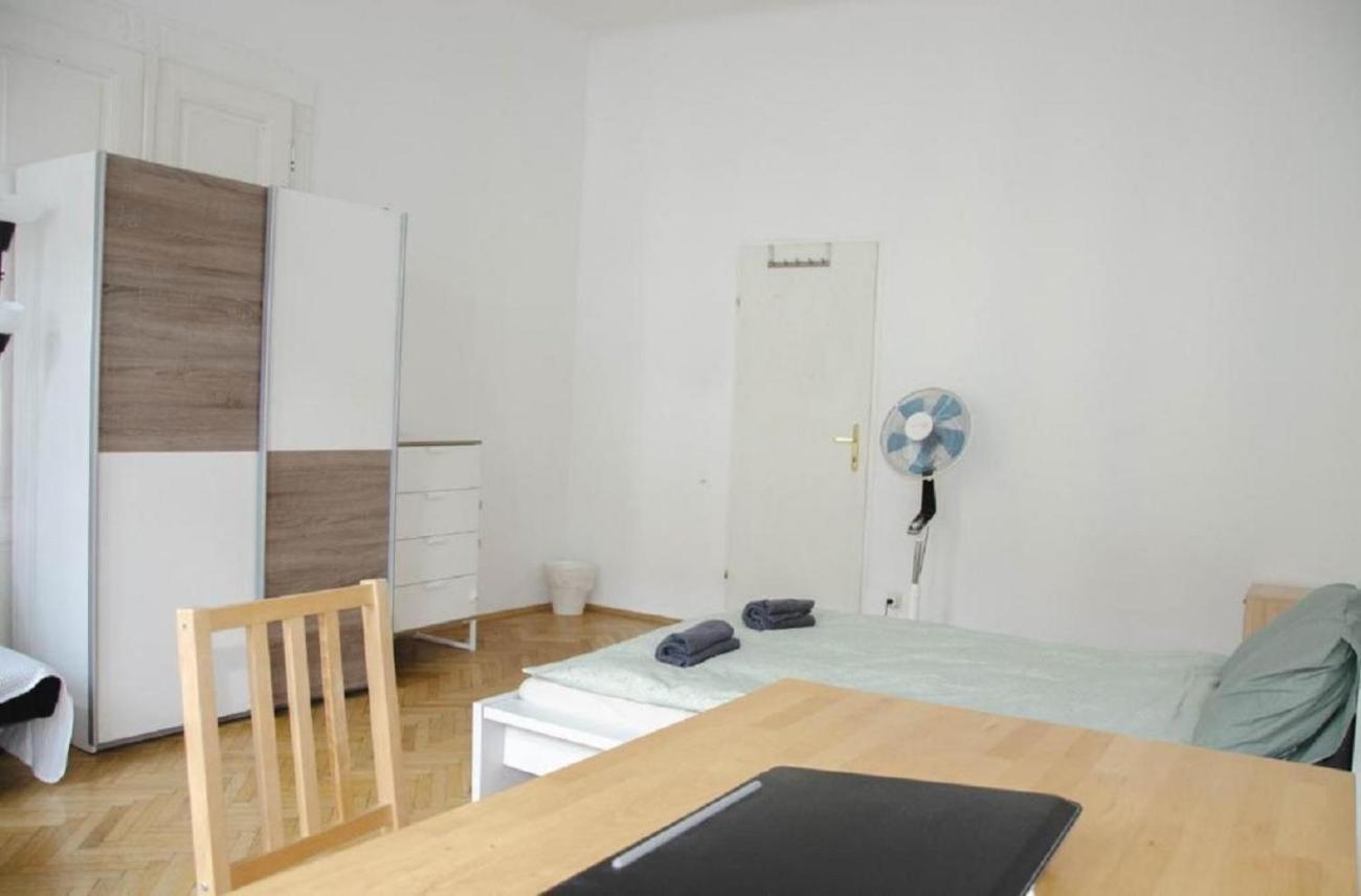 Wonderful Two Bedroom Apartment فيينا المظهر الخارجي الصورة